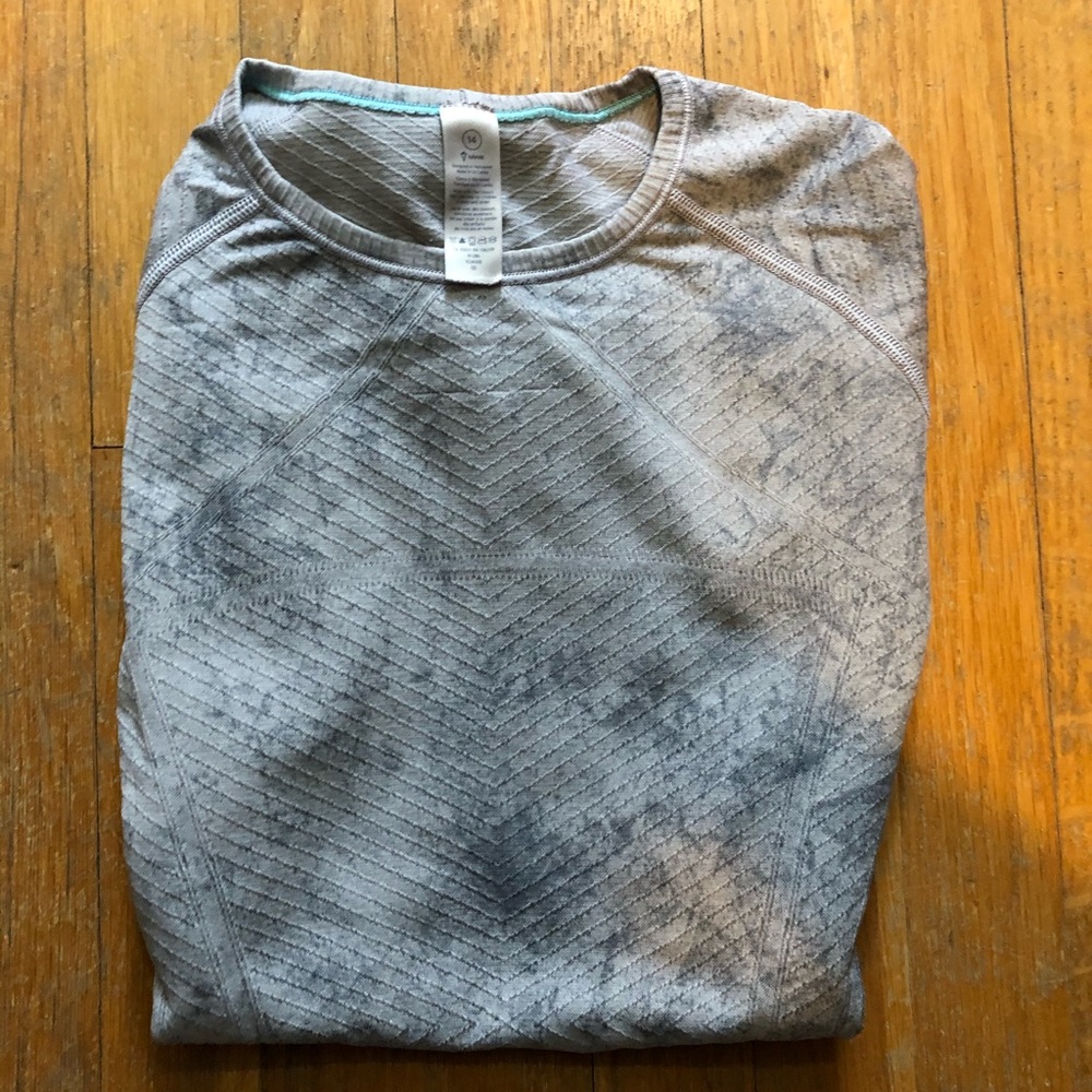 Ivivva by lululemon girls shirt